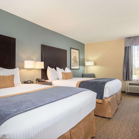 Wyndham Garden Техаркана Экстерьер фото